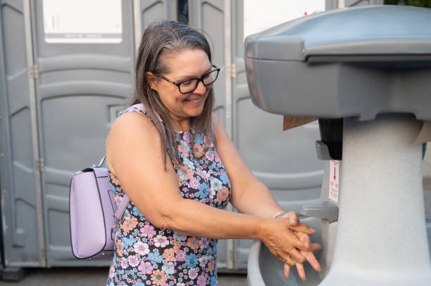 Best Portable restroom trailer rental  in Lakewood, CO